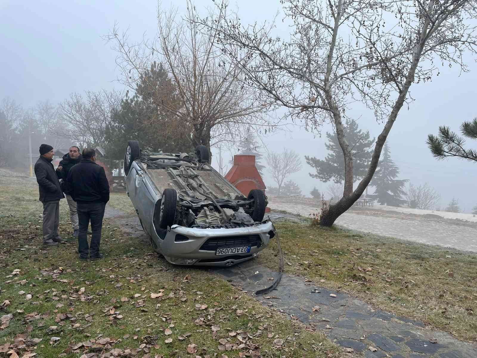 AFYONKARAHİSAR’DA YOĞUN SİS VE