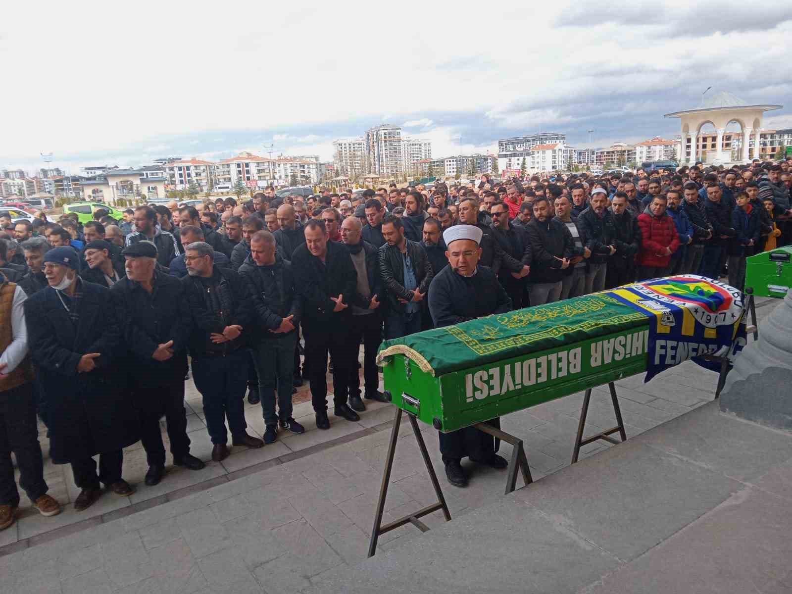 AFYONKARAHİSAR’DA 17 YAŞINDAKİ BİR