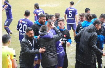 Afyonspor Play-off hattına biraz daha yaklaştı