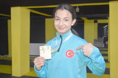 Avrupa şampiyonu muaythai sporcusu Elmas Başoğlu’nun yeni hedefi dünya şampiyonluğu: