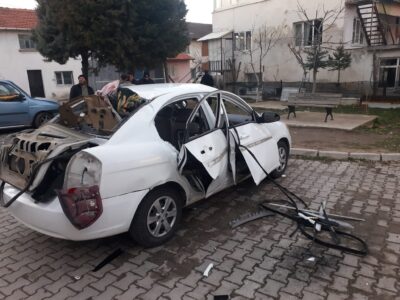 Afyonkarahisar'da otomobilinde piknik tüpü patlayan sürücü yaralandı