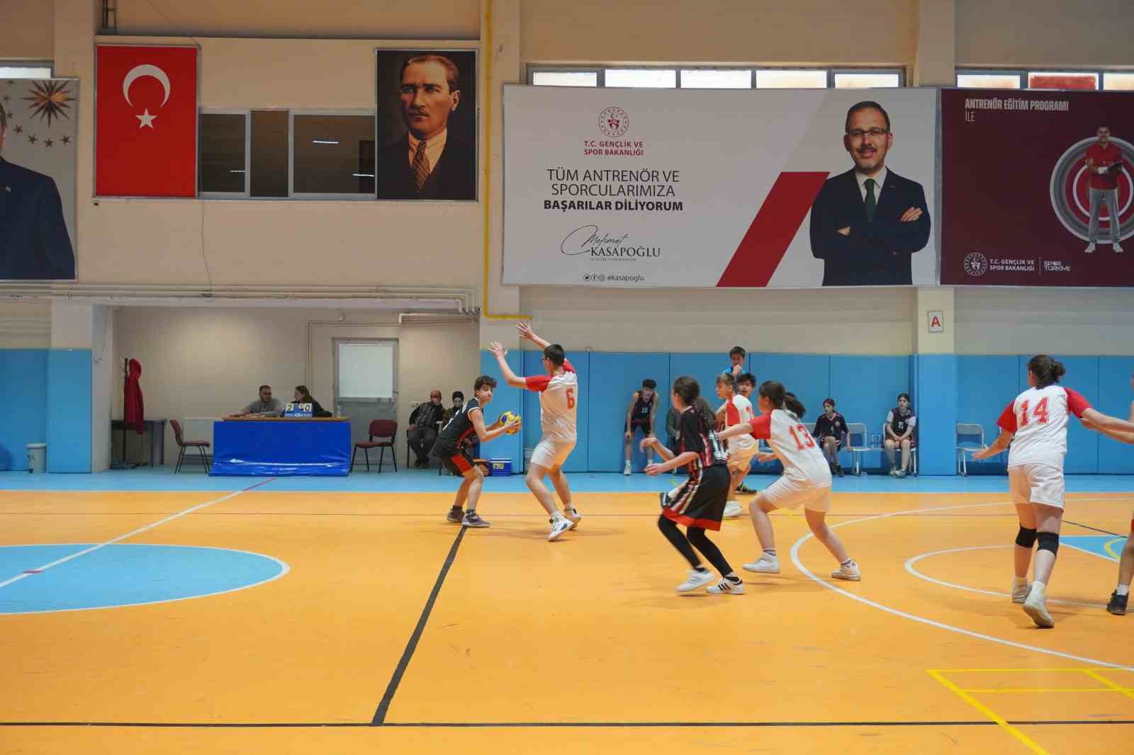 AFYONAKRAHİSAR’DA KORFBOL MÜSABAKALARI ÇİĞİLTEPE