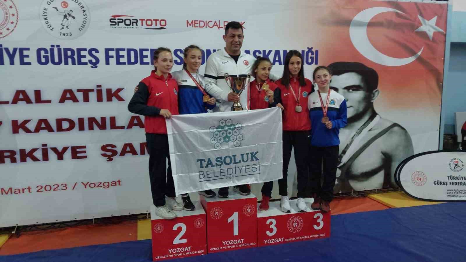 AFYONKARAHİSAR TAŞOLUK BELEDİYE SPOR