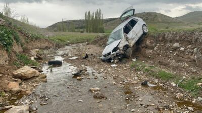 Dereye Düşen Otomobilin Sürücüsü Hayatını Kaybetti!