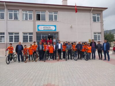 Seydiler Ortaokulu’ndan büyük başarı