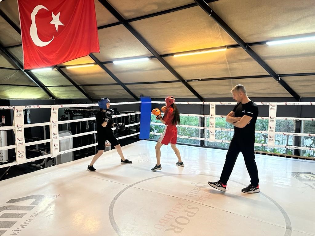 TÜRKİYE BOKS FEDERASYONU AFYONKARAHİSAR