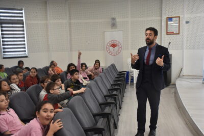  Hoca Ahmet Yesevi İlkokulu’nda su verimliği anlatıldı