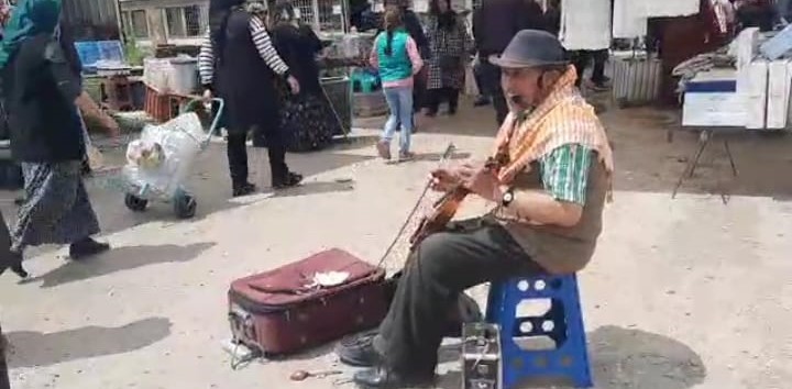 AFYONKARAHİSAR’IN DİNAR İLÇESİNDEKİ YAŞAYAN