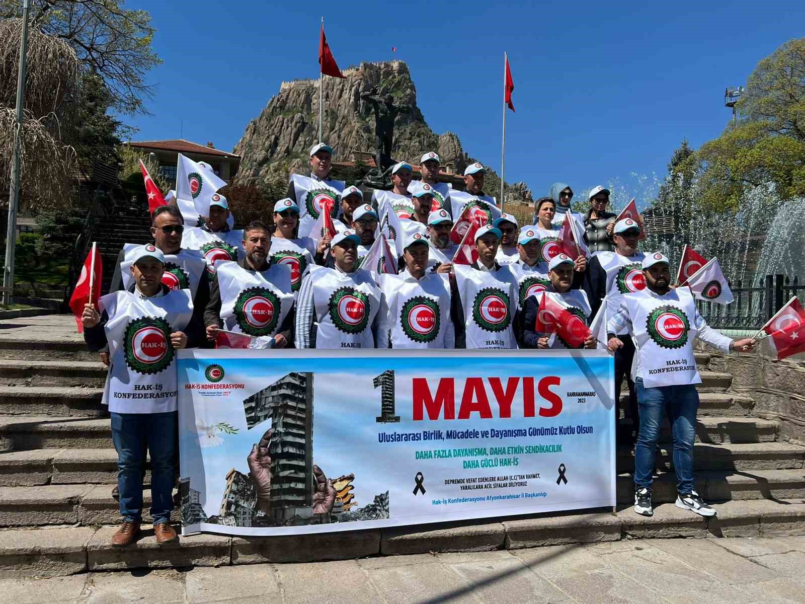 1 MAYIS EMEKÇİLERİN ULUSLARARASI