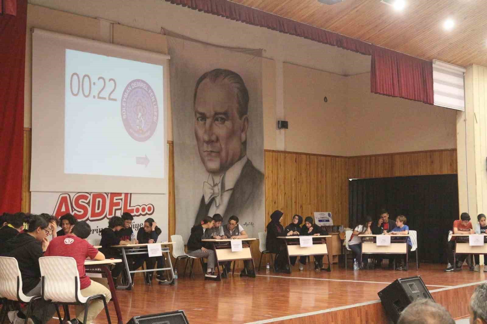 AFYONKARAHİSAR’DA DÜZENLENEN 8’İNCİ SINIFLAR