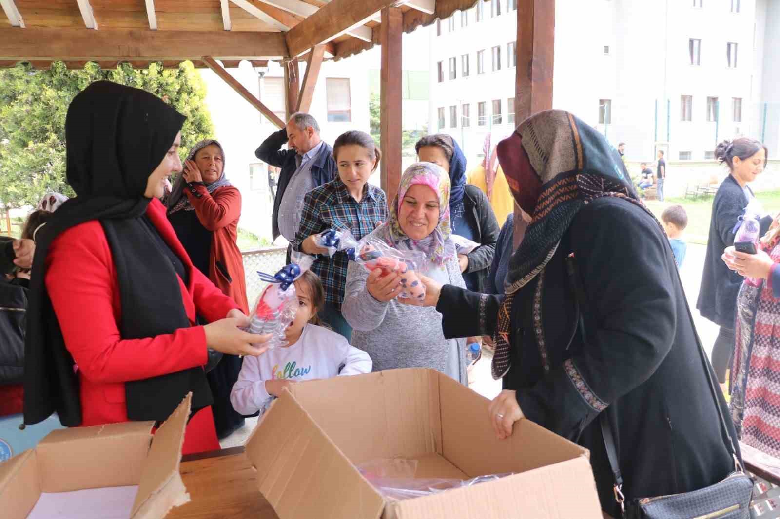 AFYONKARAHİSAR ZÜBEYDE HANIM MESLEKİ