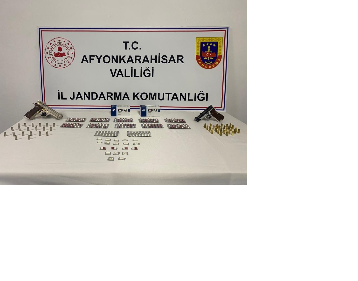 AFYONKARAHİSAR’IN BOLVADİN İLÇESİNDE JANDARMA