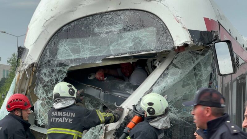 Samsun’daki tramvay kazasında yaralı sayısı 2’si ağır 26 oldu!