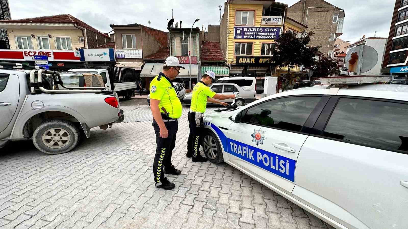 AFYONKARAHİSAR’IN EMİRDAĞ İLÇESİNDE POLİS