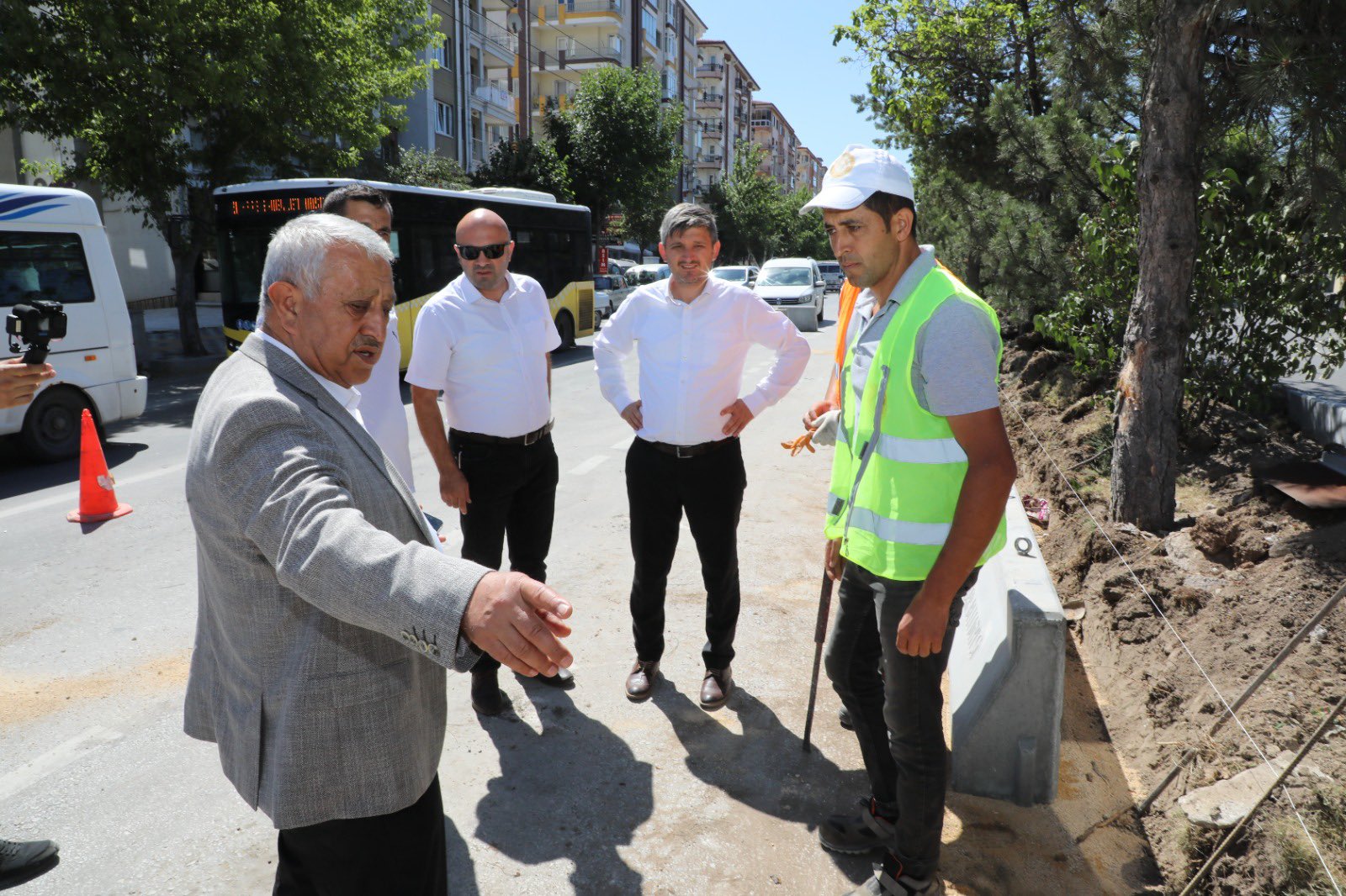 Afyonkarahisar Belediyesi kavşak ve