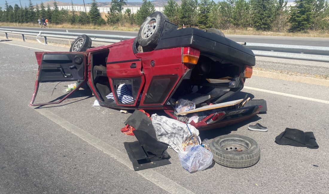 Afyonkarahisar’da kontrolden çıkarak bariyerlere