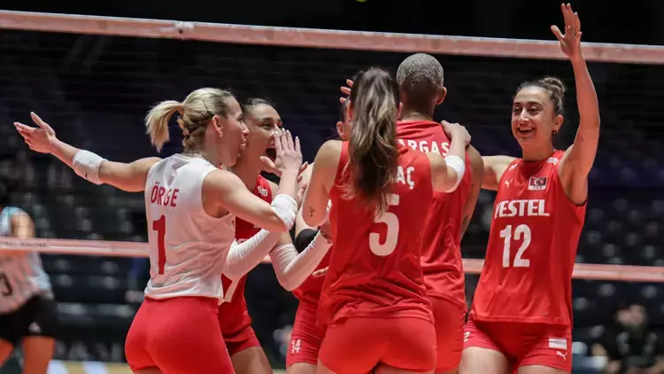 A Milli Kadın Voleybol