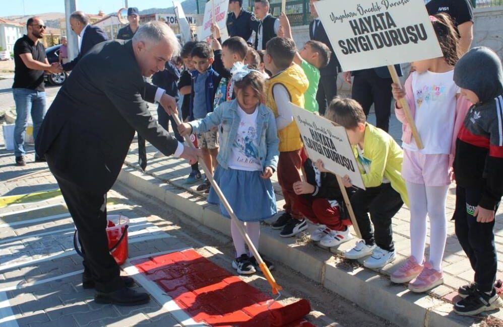 Afyonkarahisar’ın Dinar ilçesinde yaya