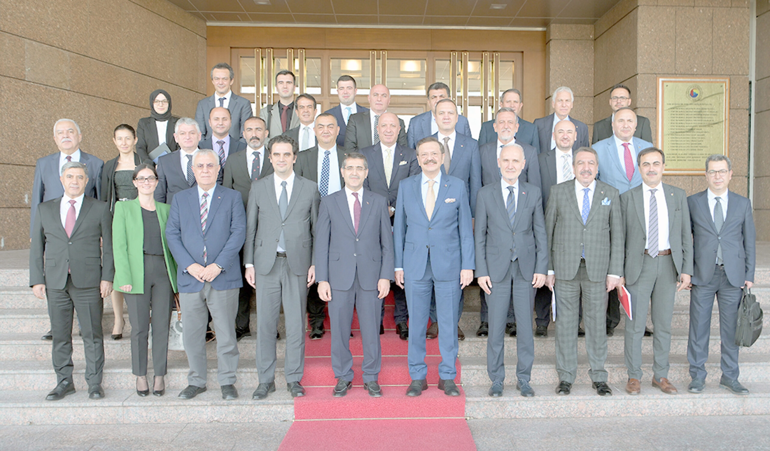 “Kamu-özel sektör istişaresini önemli görüyoruz”