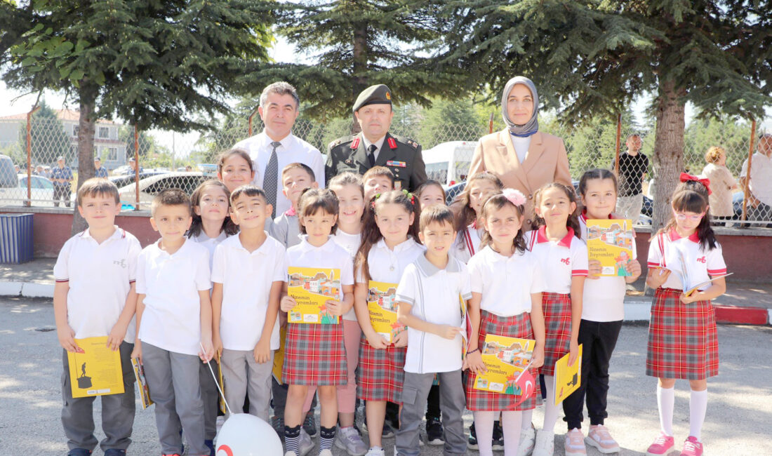 İlköğretim haftası dolayısıyla Afyonkarahisar’da