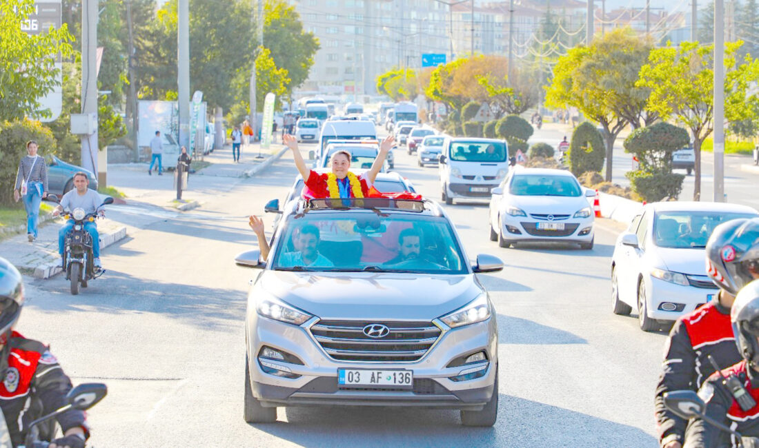 Belediye Başkanı Mehmet Zeybek,