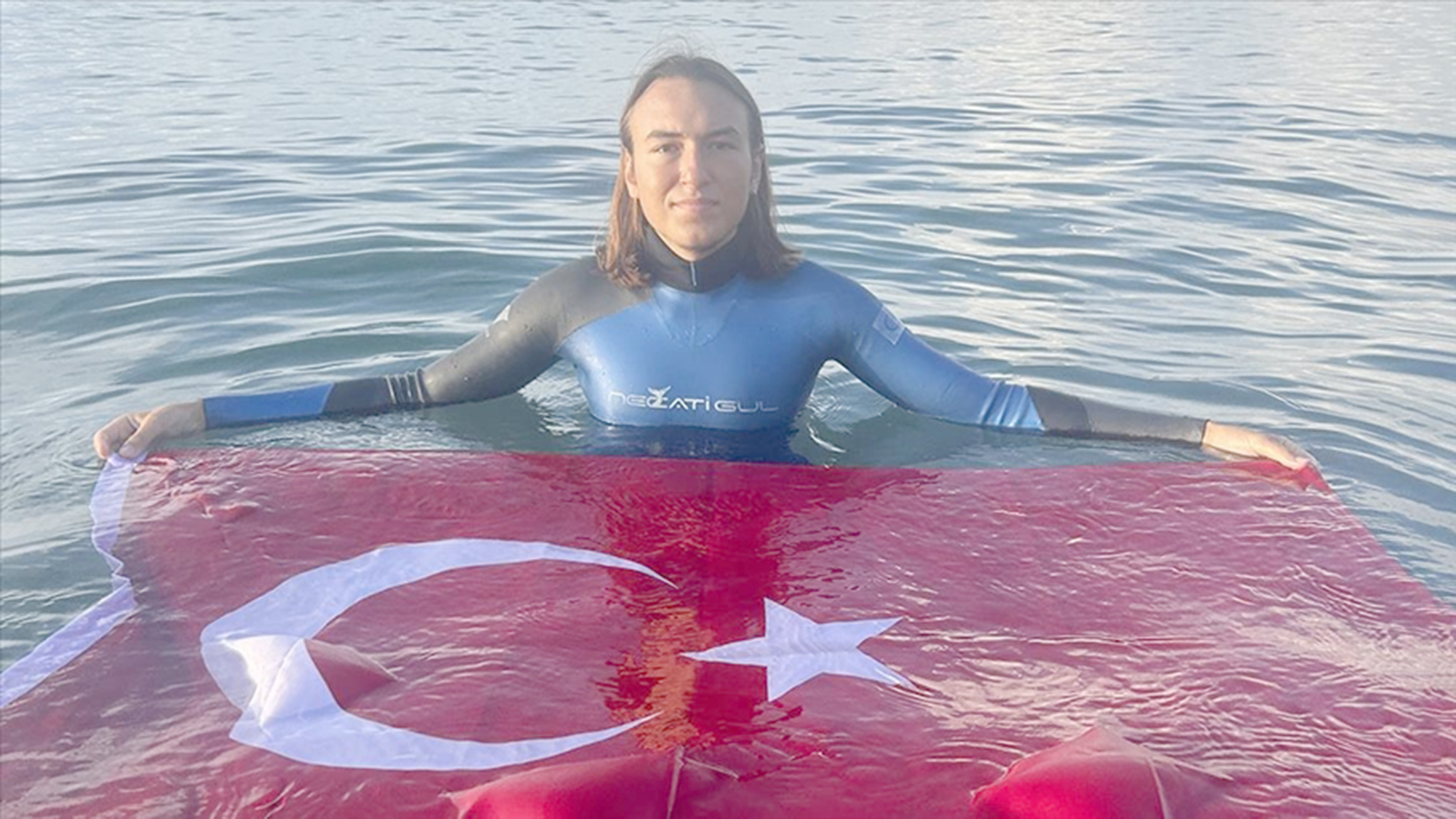 Serbest dalış sporcusu Necati Gül Türkiye rekorunu geliştirdi