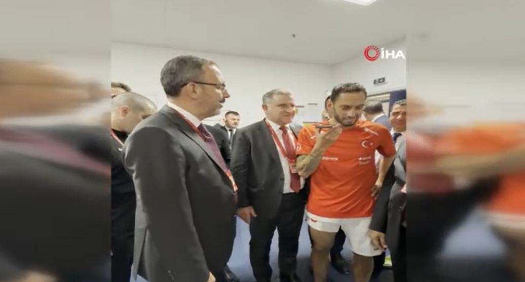 Erdoğan’dan A Milli Futbol Takımı’na tebrik