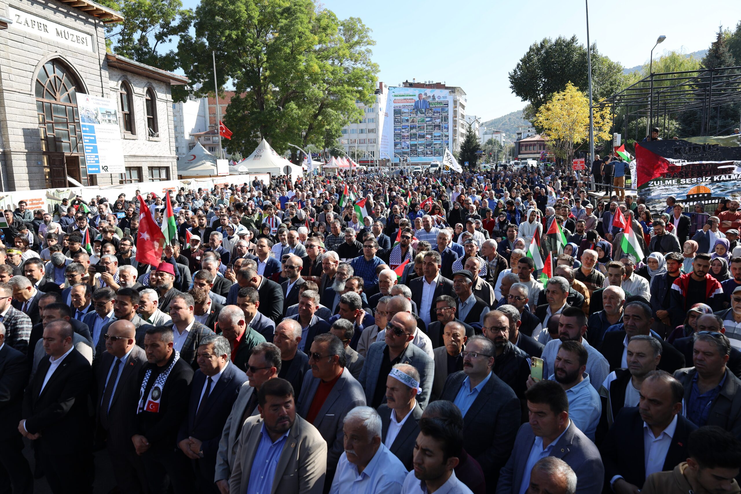 Afyon’da Filistin’e destek mitingi!