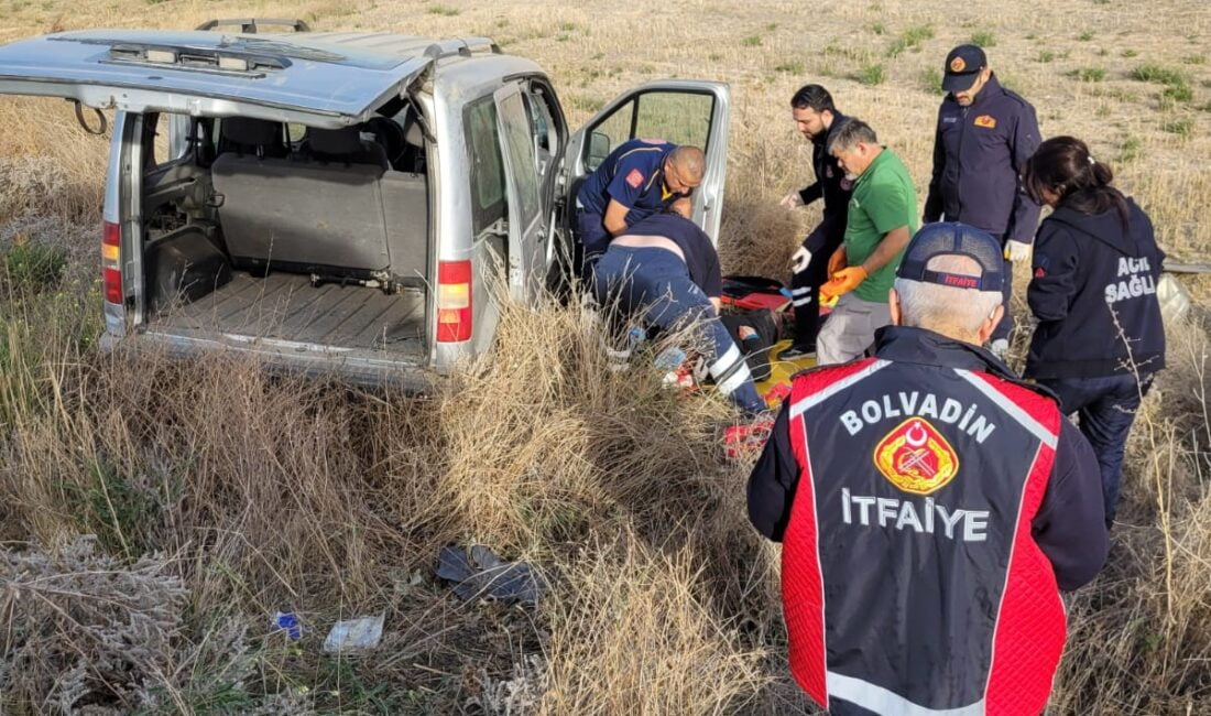 Afyonkarahisar’da kontrolden çıkarak şarampole