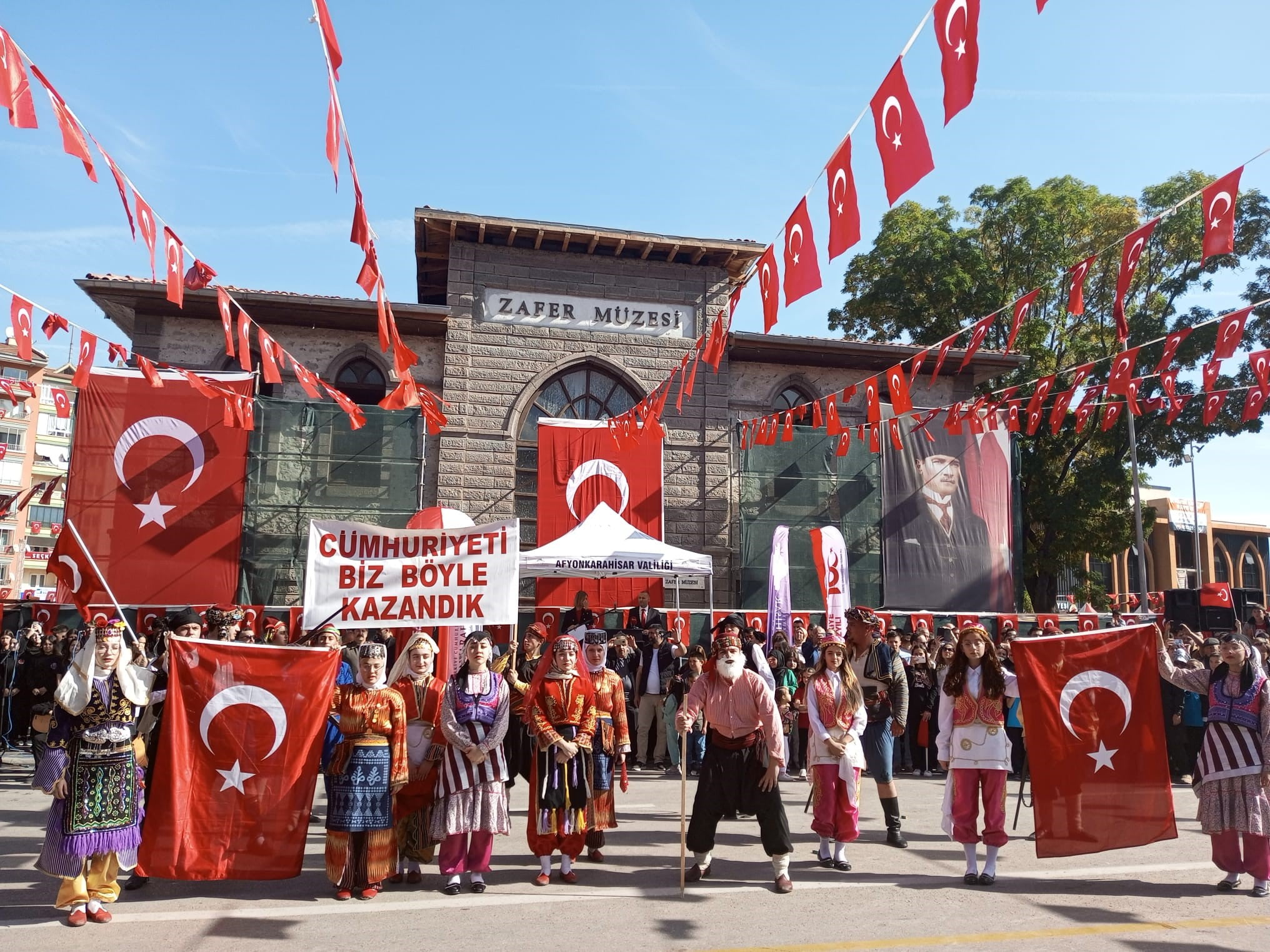 Afyon’da 100.’ncü yıl coşkusu