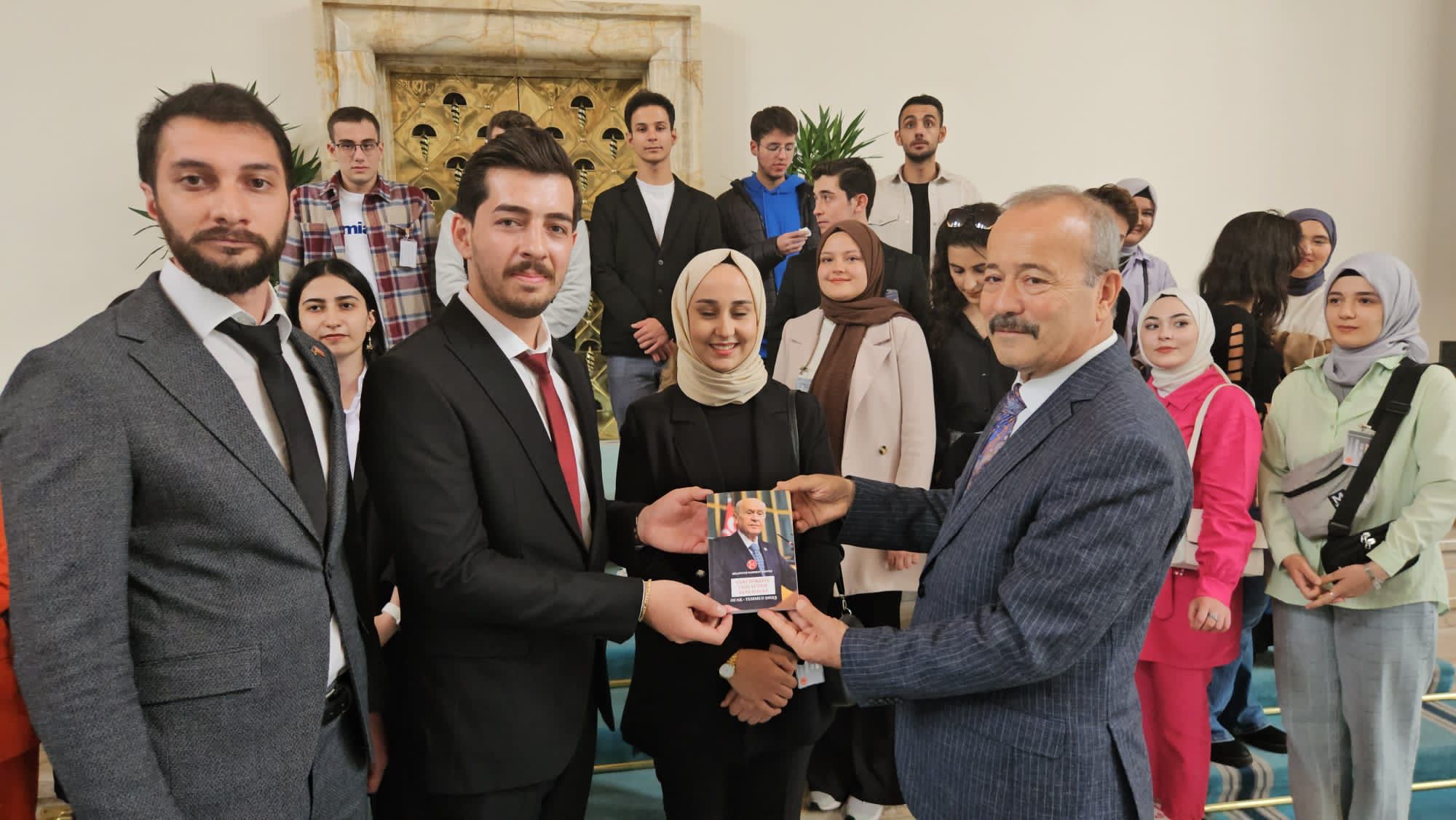 Taytak öğrencilere Gençlik Merkezi sözü verdi