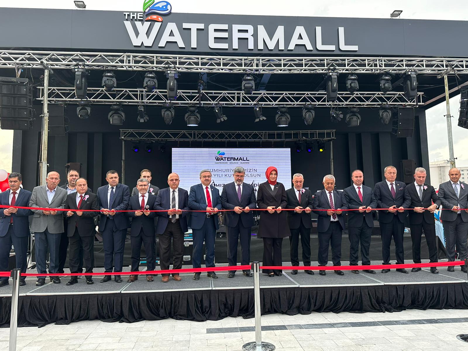 Watermall AVM açıldı