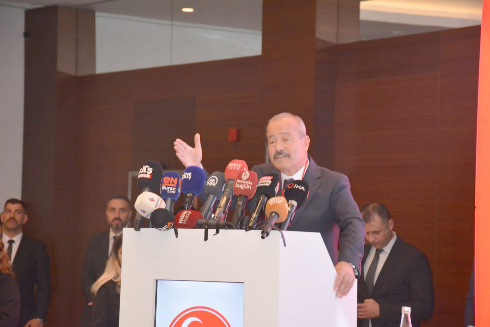 Taytak: CHP ve İYİ Parti’de olan belediyeleri geri almalıyız