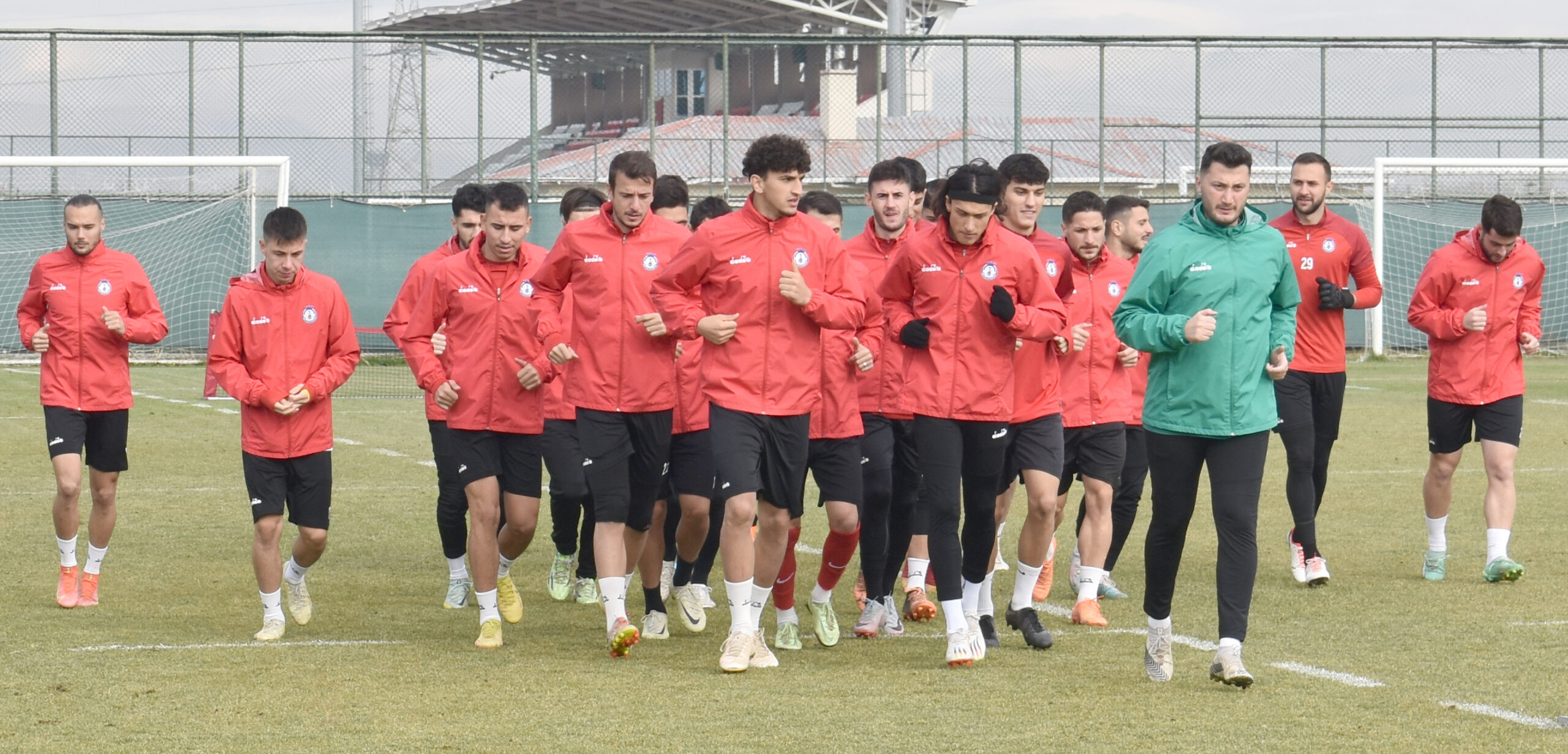 Afyonspor, Beyoğlu Yeni Çarşı maçına hazır