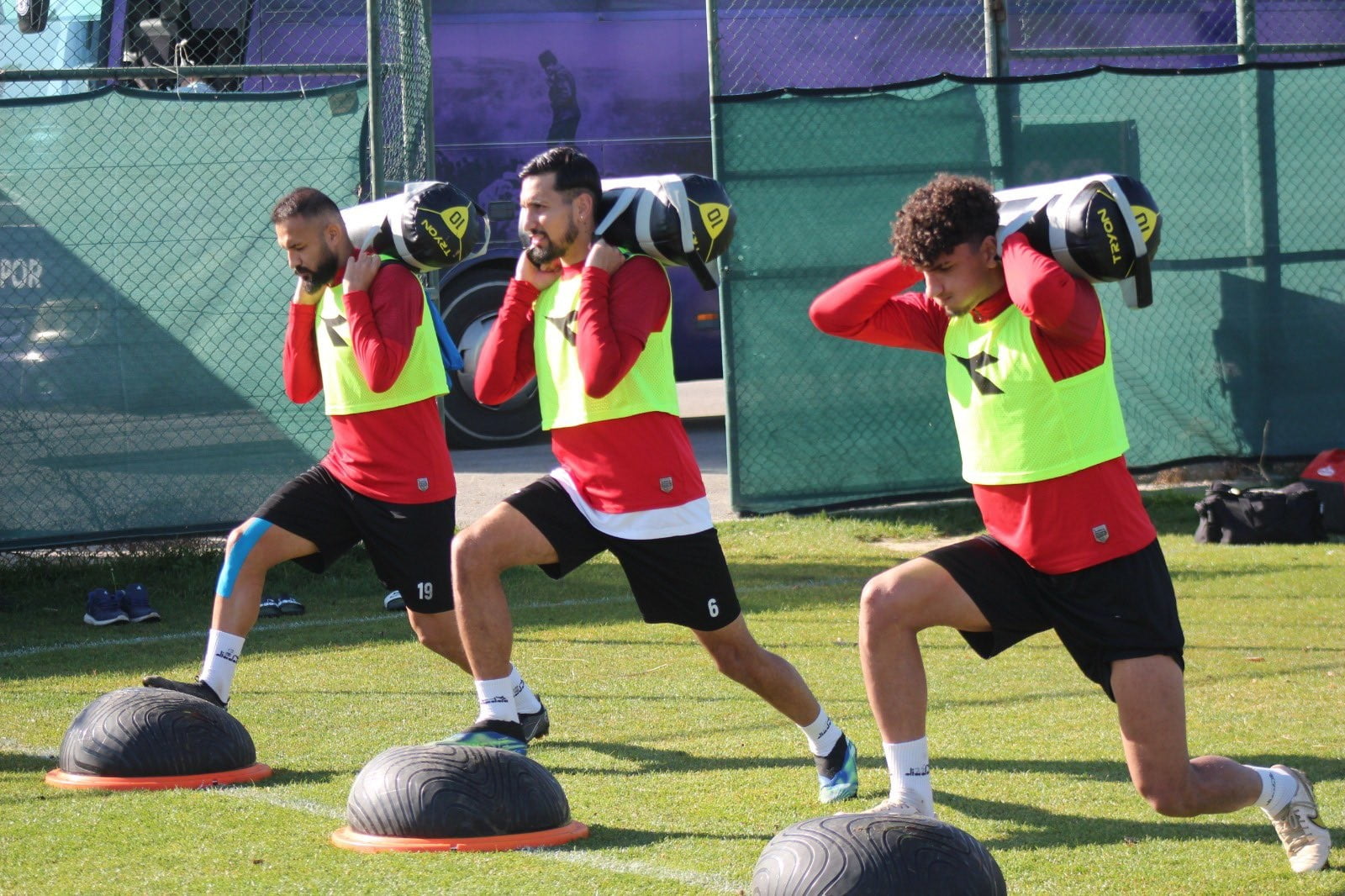 Afyonspor, Nazilli Belediyespor hazırlıklarını sürdürüyor