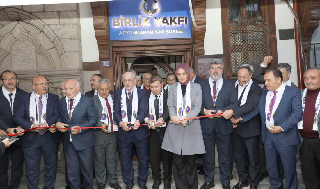 Afyonkarahisar’da bazı temaslarda bulunan