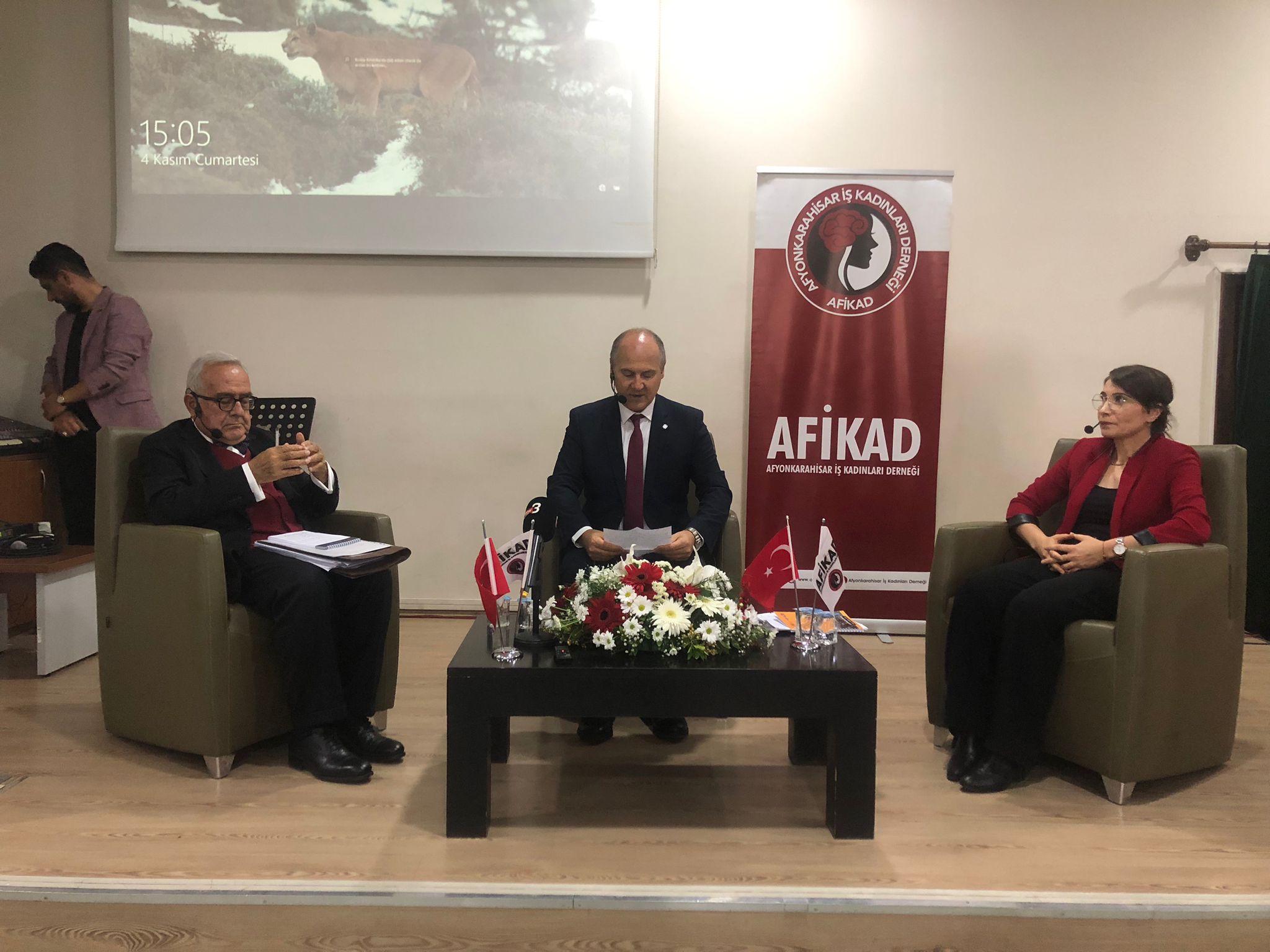 “Cumhuriyetin 100. Yılından İkinci Yüzyılına Bakmak”