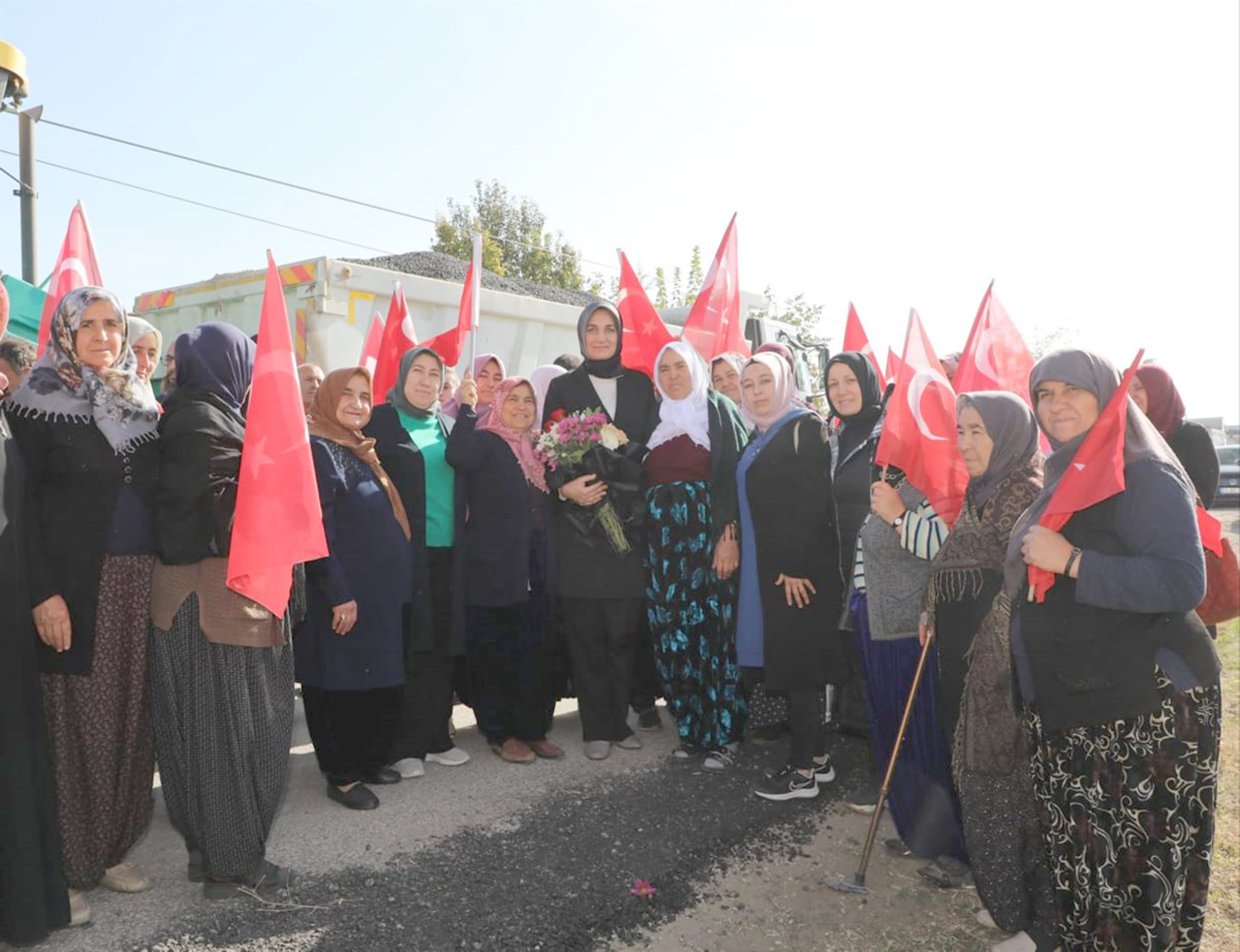 Devlet Ana asfalt çalışmalarını inceledi