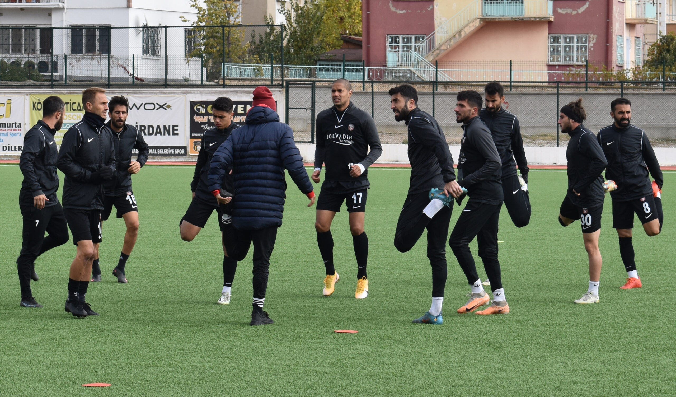 Bolvadin Termalspor, liderin peşini bırakmıyor