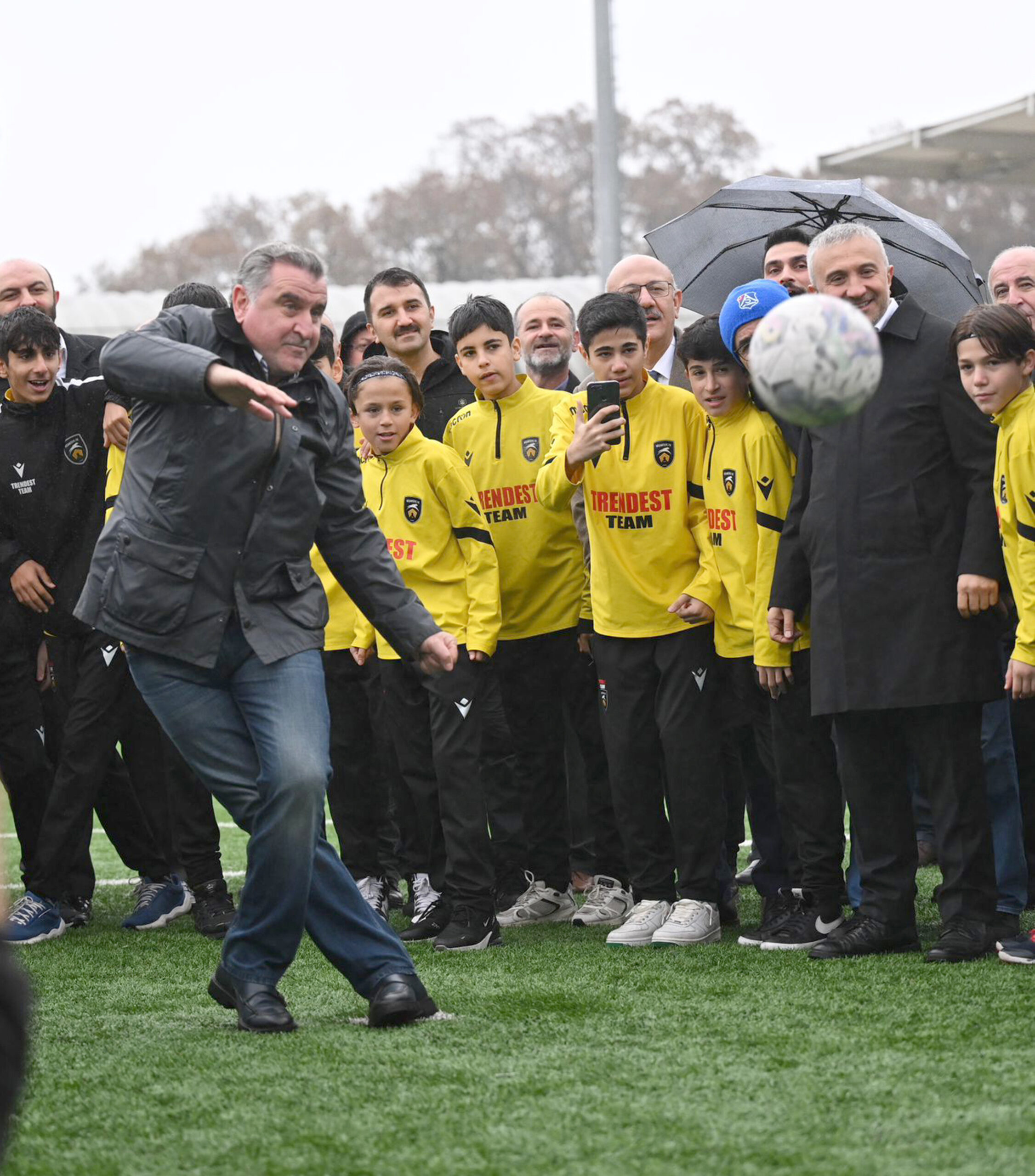 “Her ilçemize tesis yapmaya devam ediyoruz”