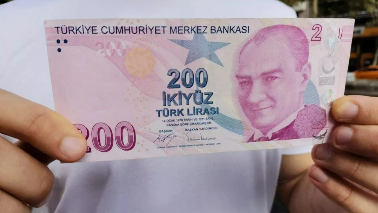 Yeni 200 TL’lik banknotlar tedavülde!