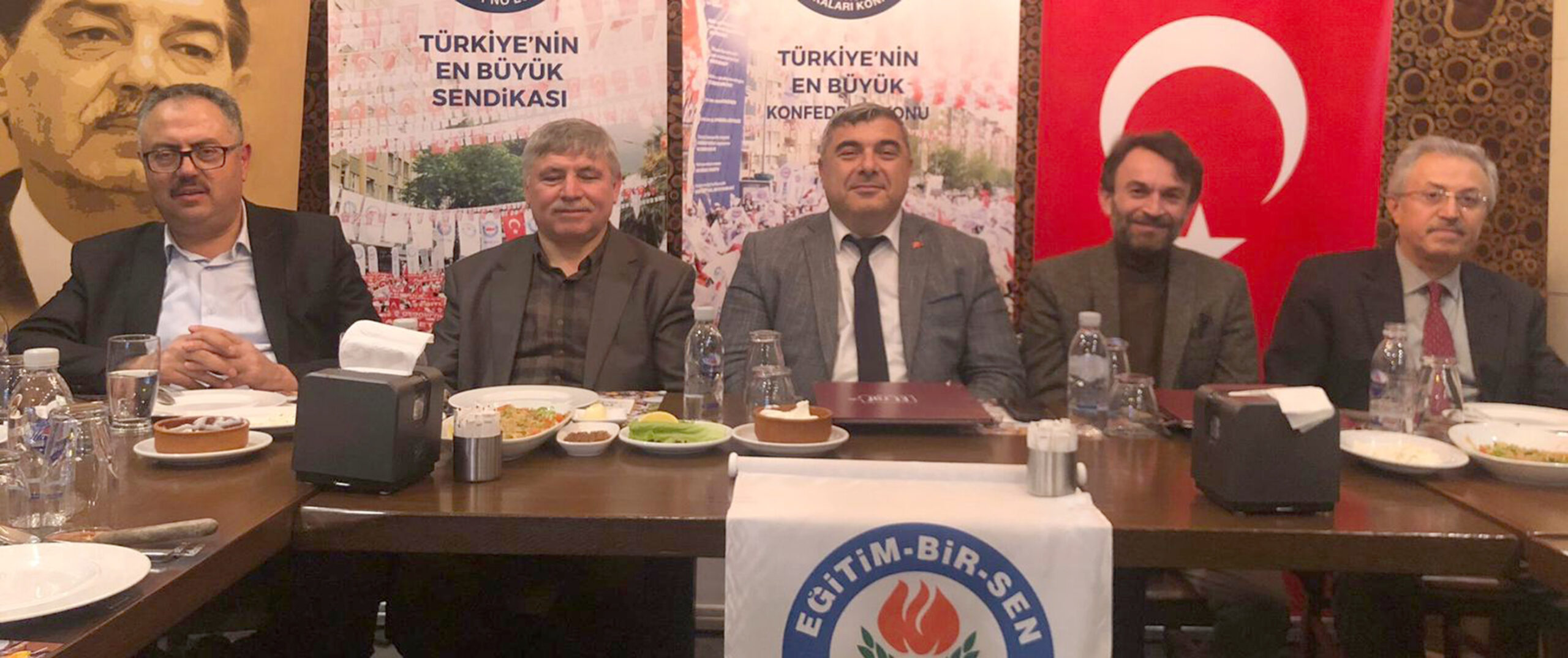 “Paydaşlarımızla istişare ile hareket ediyoruz”