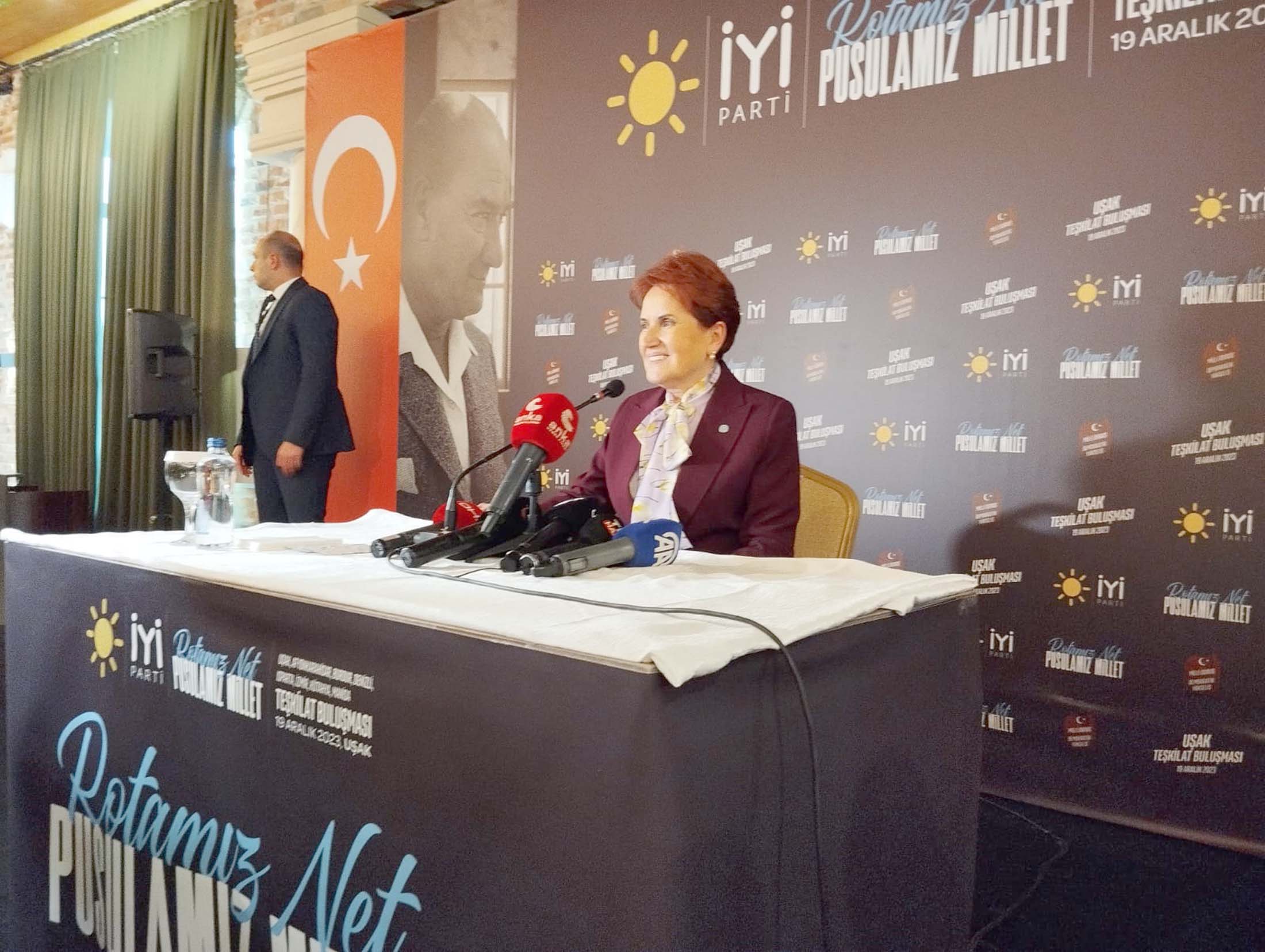 Akşener: Partimize operasyon var