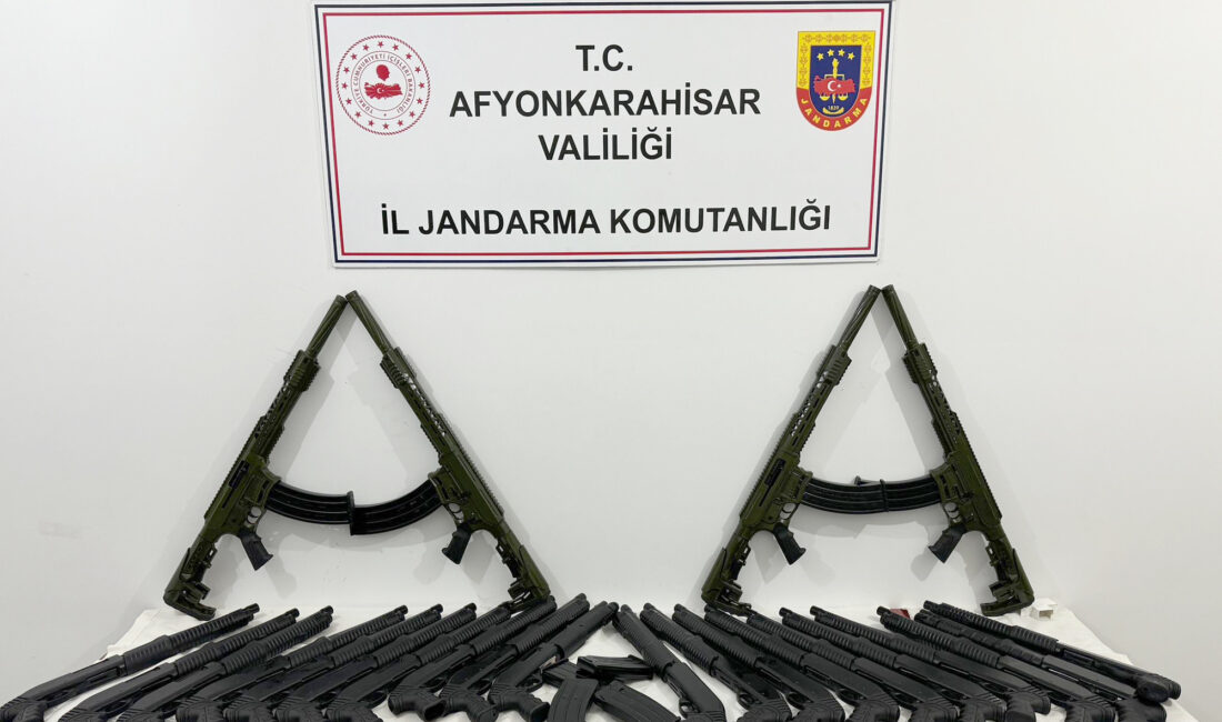 Afyonkarahisar’da jandarma ekipleri 24