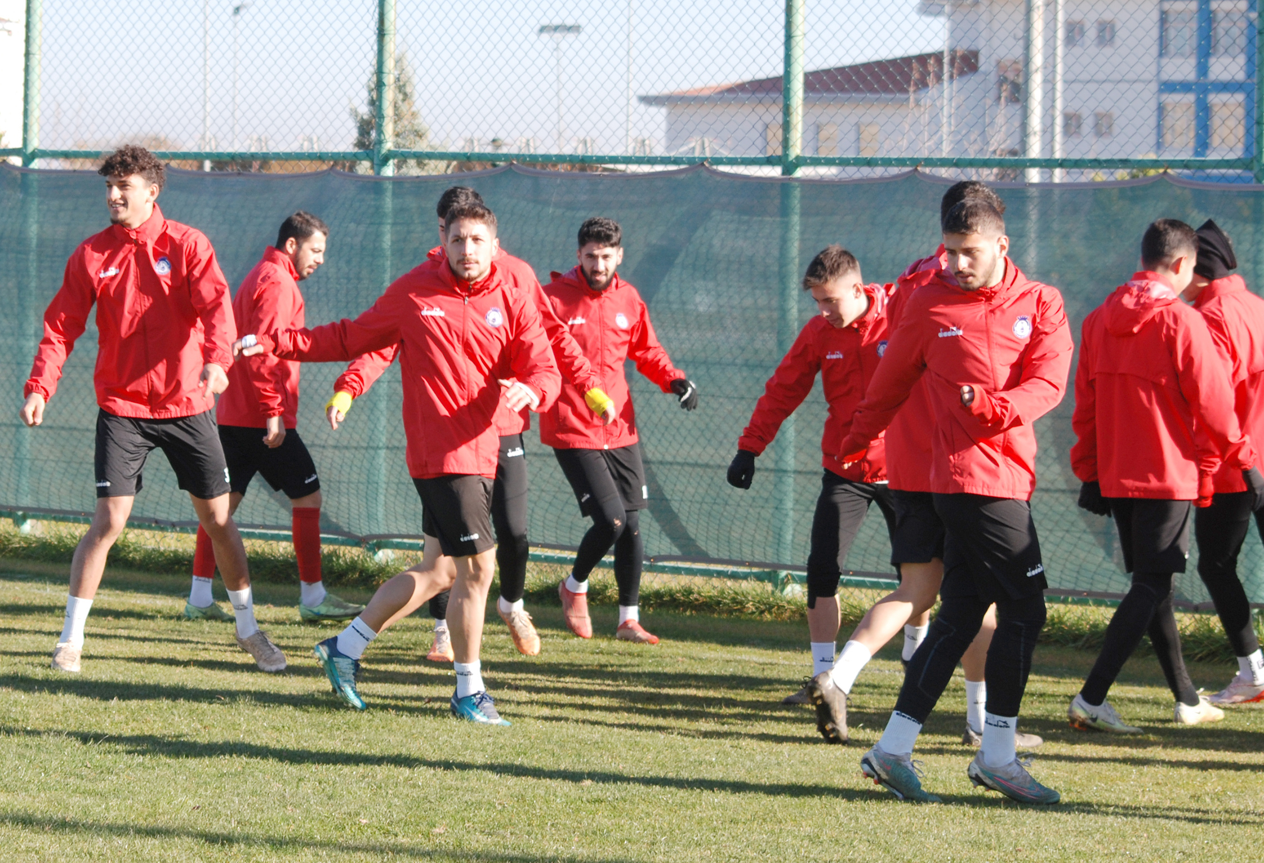 Afyonsporlu futbolcular bugün toplanıyor