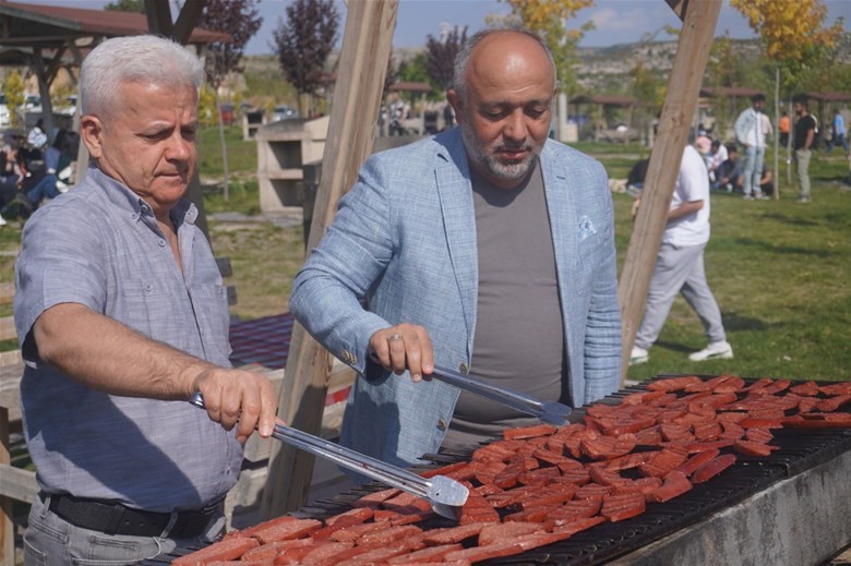 Öğrencilere Afyon sucuğu ikram edilecek