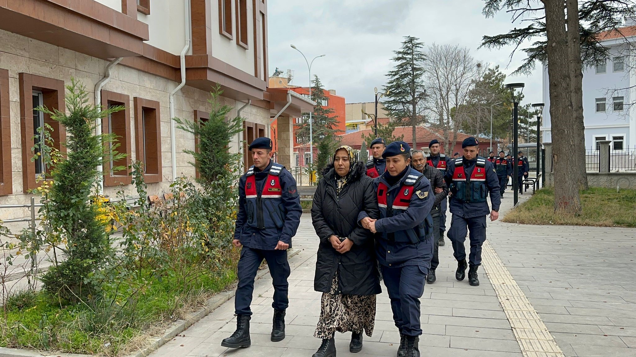 24 yaşındaki kadının av tüfeği ile kendisini vurduğu olayda yeni gelişme