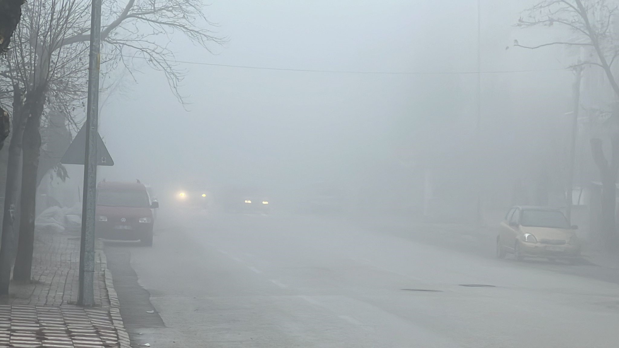 Sisli hava hayatı olumsuz etkiledi