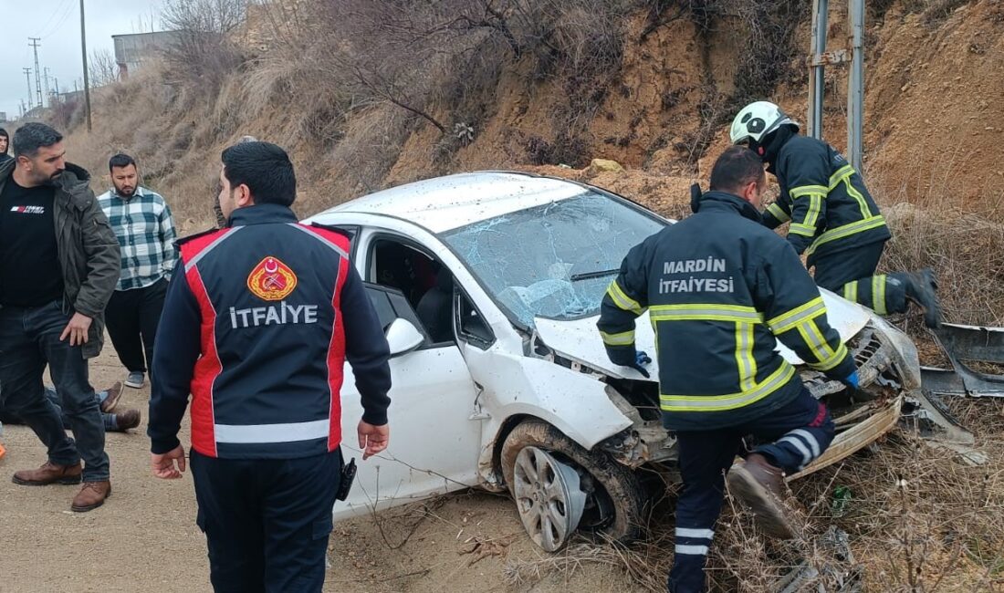 Mardin’de kontrolden çıkan otomobilin