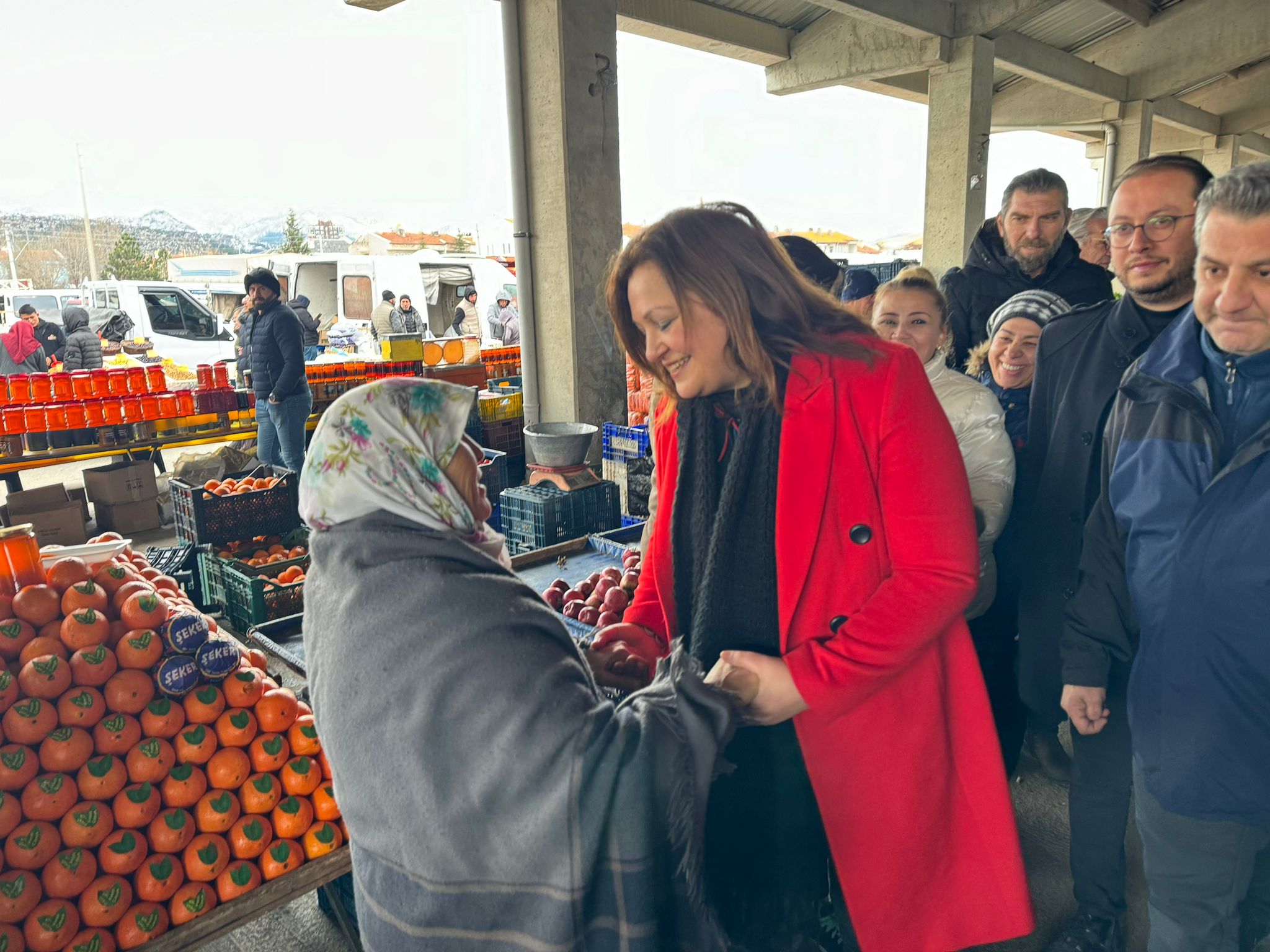 Kışlacık’a fabrika ve doğalgaz sözü